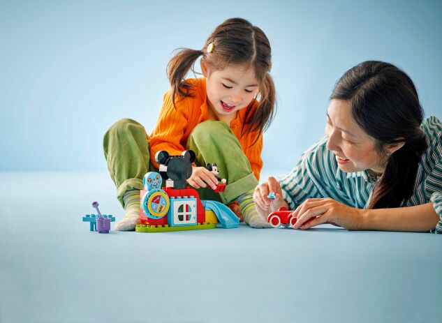 LEGO Duplo Disney Mickey Mouse Clubhouse & Car (10454) (6)