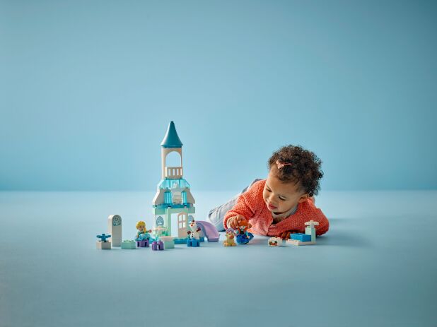 LEGO Duplo Disney Anna & Elsa's Frozen Castle (10455) (6)