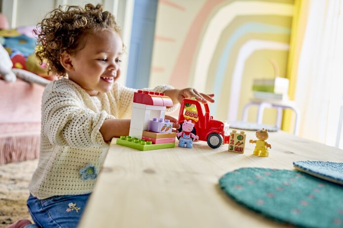 LEGO Duplo Peppa Pig Tractor & Market (10468) (5)