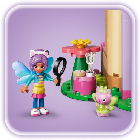 LEGO® Gabby's Dollhouse Kitty Fairy's Garden House (11212) (3)