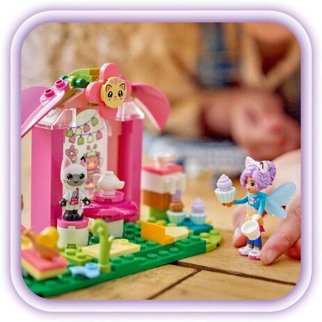 LEGO® Gabby's Dollhouse Fairy Roller Coaster & Tea Party (11214) (4)