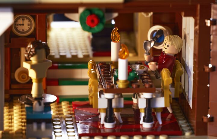 LEGO Ideas Home Alone (21330) (4)
