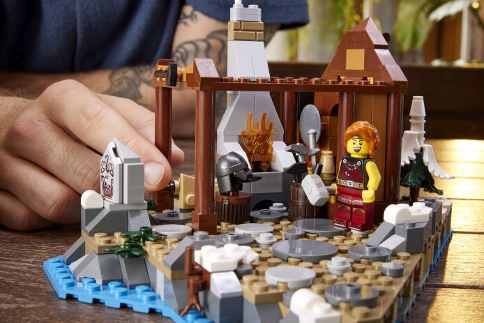 LEGO Ideas Viking Village (21343) (10)