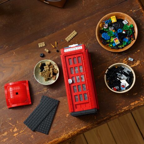 LEGO Ideas Red London Telephone Box (21347) (6)