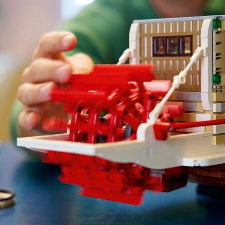 LEGO Ideas River Steamboat (21356) (2)