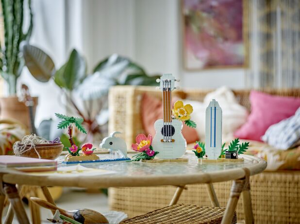 LEGO Creator 3in1 Tropical Ukulele (31156) (5)