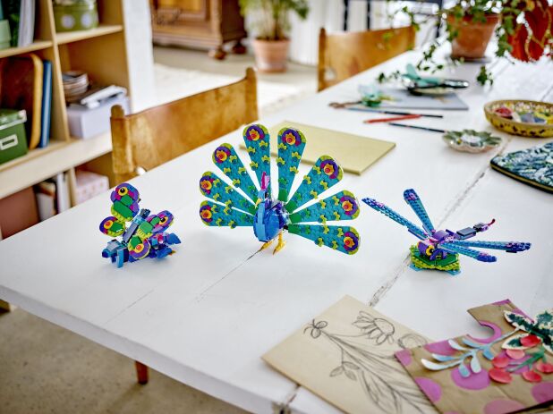 LEGO Creator 3in1 Exotic Peacock (31157) (6)