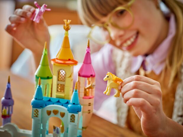 LEGO Creator 3in1 Unicorn Castle (31175) (7)