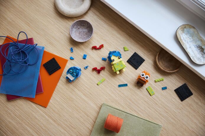 LEGO Brickheadz Inside 2 Out Joy, Sadness & Anxiety (40749) (2)