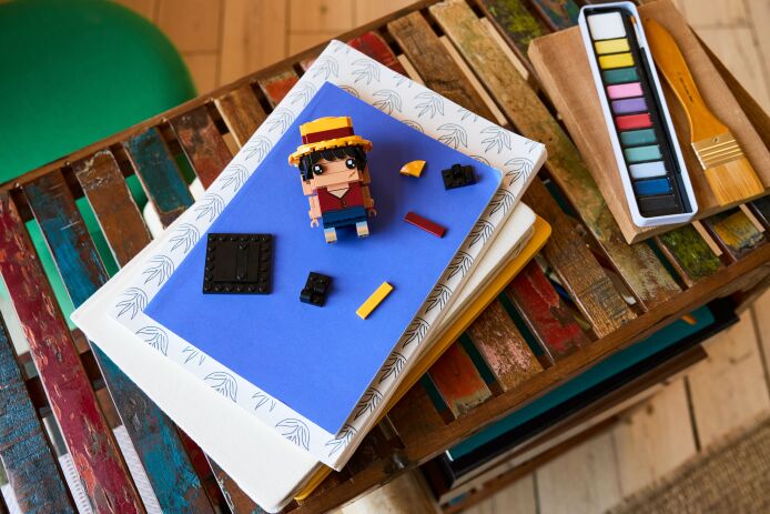 LEGO Brickheadz Monkey D. Luffy Figure (40799) (2)