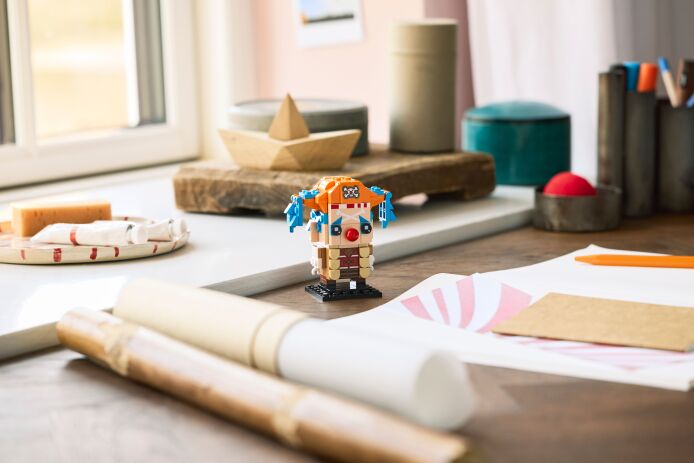 LEGO Brickheadz Buggy The Clown Figure (40800) (3)