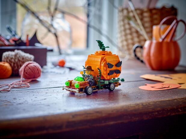 LEGO Jack-O'-Lantern Pickup Truck (40822) (5)