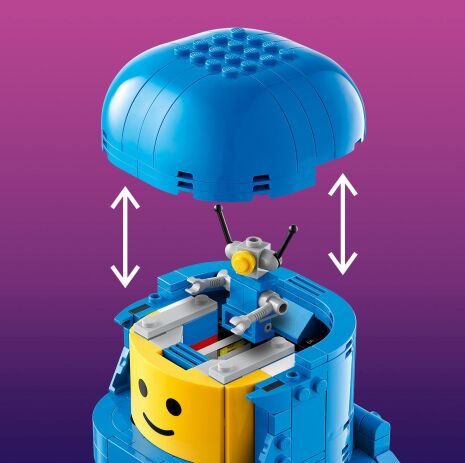 LEGO Up-Scaled Blue Astronaut Minifigure (40921) (3)