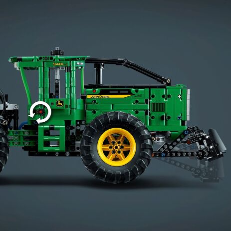 LEGO Technic John Deere 948L-II Skidder (42157) (3)