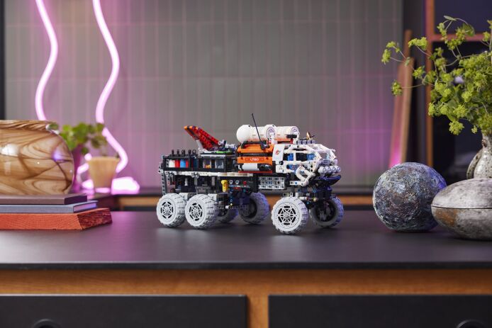 LEGO Technic Mars Crew Exploration Rover (42180) (10)