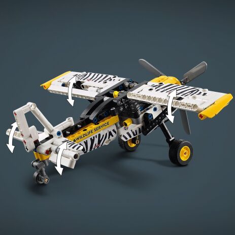 LEGO Technic Bush Plane (42198) (4)