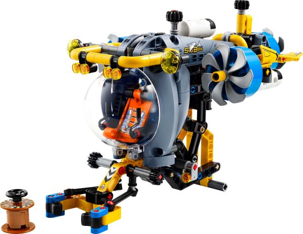 LEGO Technic Deep-Sea Research Submarine (42201) (1)