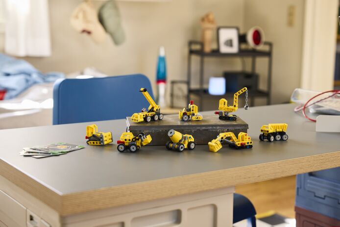 LEGO® Technic Mighty Machines (42233) (7)