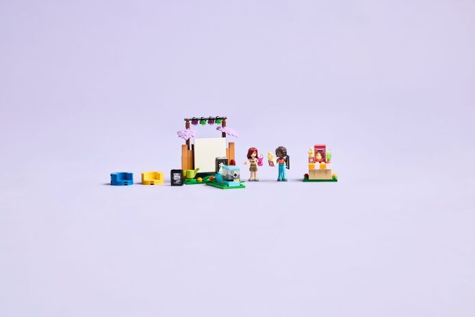 LEGO Friends Friendship Movie Night (42642) (9)