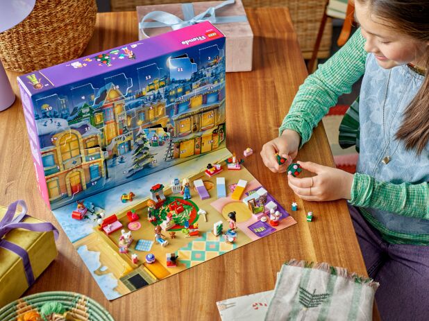 LEGO Friends Advent Calendar 2025 (42668) (8)
