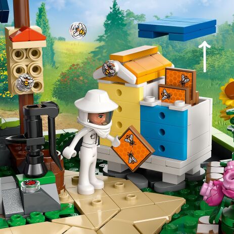 LEGO Friends Beekeeper's House & Flower Garden (42669) (3)