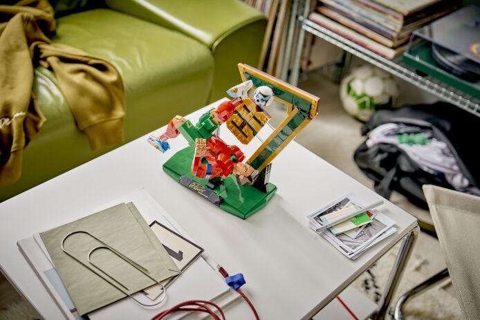 LEGO® Editions Cristiano Ronaldo-Soccer Legend (43016) (4)