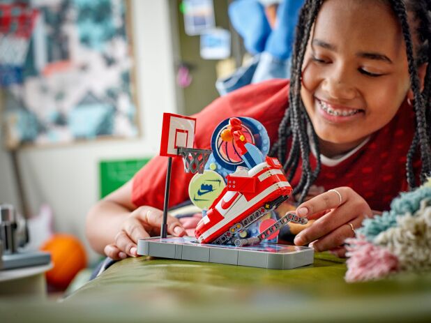 LEGO Nike Dunk Trickshot (43021) (8)