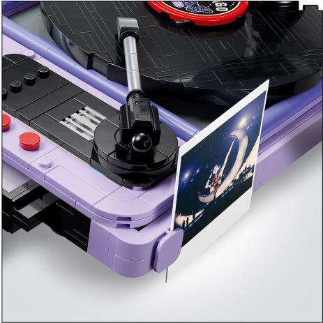 LEGO® Editions Olivia Rodrigo's Concert Moon (43029) (3)