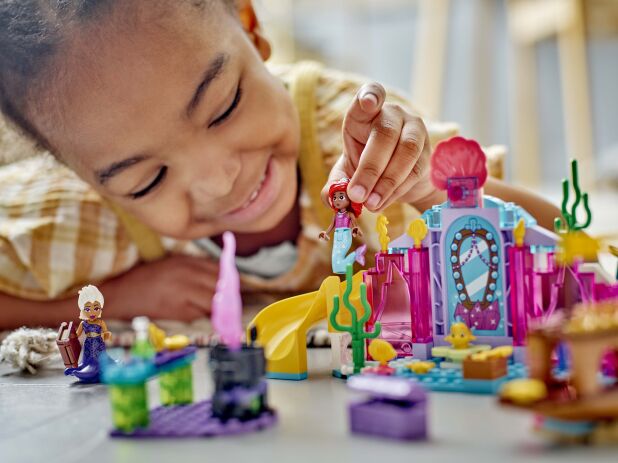 LEGO Disney Princess Ariel's Crystal Cavern (43254) (3)
