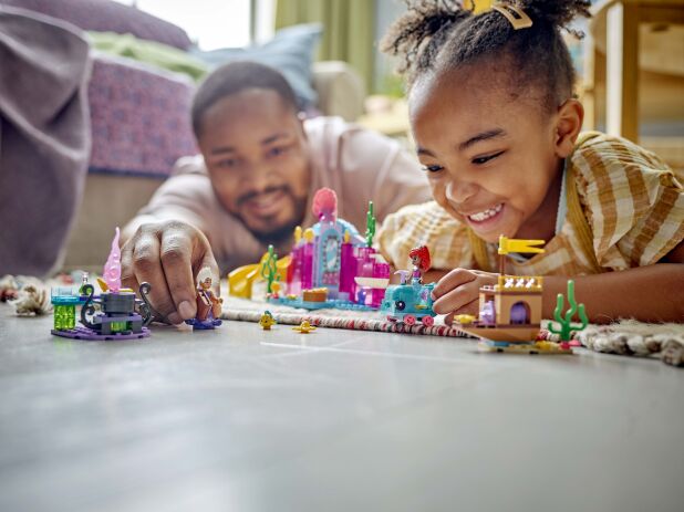 LEGO Disney Princess Ariel's Crystal Cavern (43254) (4)