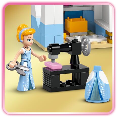 LEGO Disney Princess Cinderella's Castle & Horse Carriage (43275) (5)