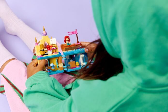LEGO Disney Ariel's Magical Mini Palace (43285) (7)