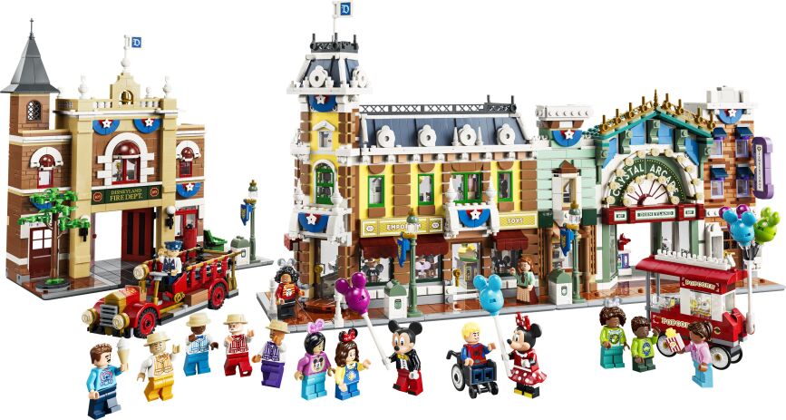 LEGO® Disney Main Street U.S.A. (43302) (1)