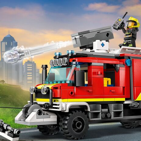 LEGO City Fire Command Truck (60374) (5)