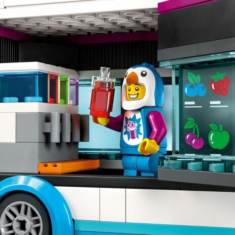 LEGO City Penguin Slushy Van (60384) (4)