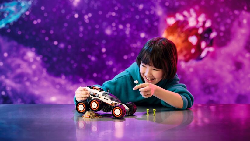 LEGO City Space Explorer Rover & Alien Life (60431) (6)
