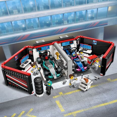 LEGO City F1 Garage & Mercedes-AMG & Alpine Cars (60444) (2)