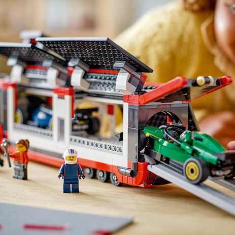 LEGO City F1 Truck With RB20 & AMR24 F1 Cars (60445) (4)