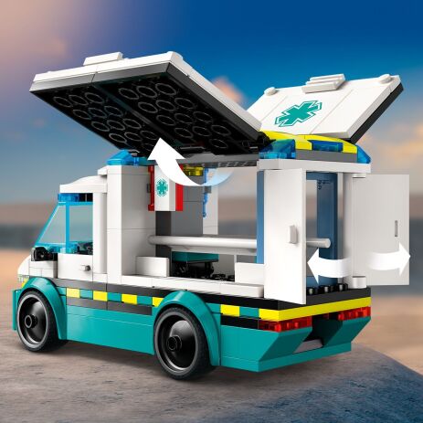 LEGO City Emergency Ambulance (60451) (2)