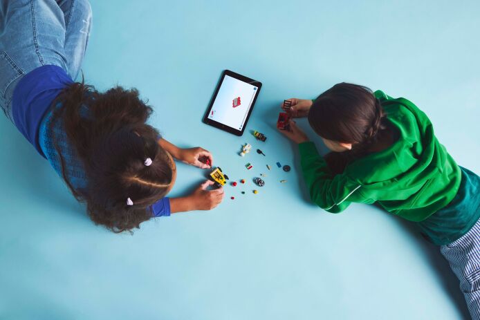 LEGO City Pizza vs. Fire Truck Race Car (60458) (5)