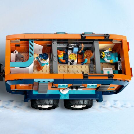 LEGO City Arctic Explorer Science Lab Truck (60471) (3)