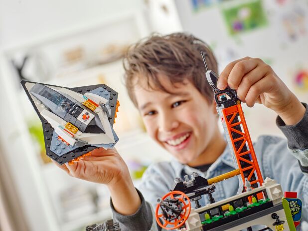 LEGO City The City Tower (60473) (12)