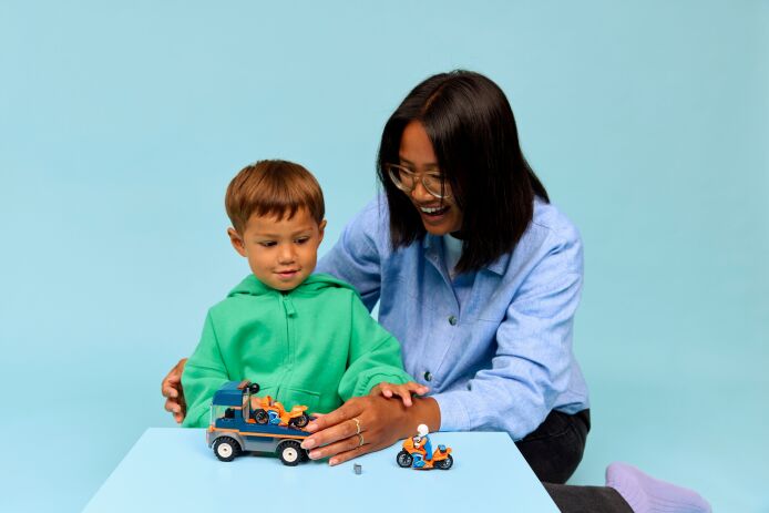 LEGO City Motorcycle Transpoter (60491) (8)