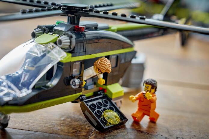 LEGO City Police Train Heist (60508) (6)