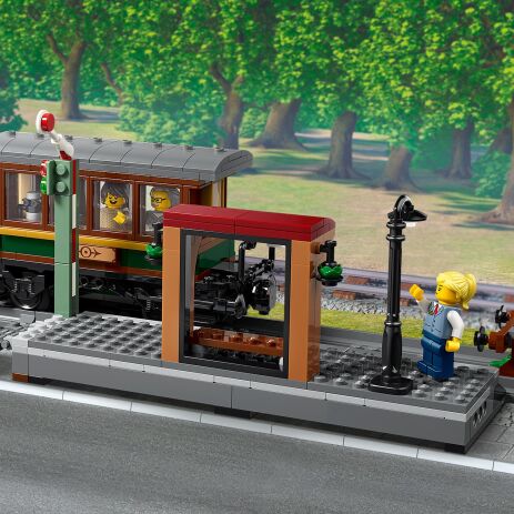 LEGO® City Vintage Steam Train (60511) (5)