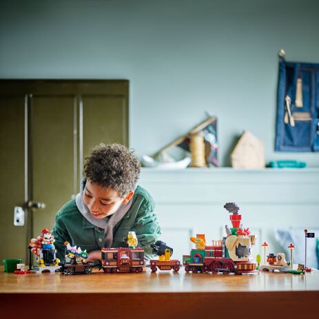 LEGO Super Mario The Bowser Express Train (71437) (11)