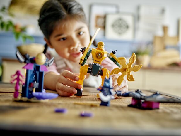 LEGO Ninjago Arin's Battle Mech (71804) (6)