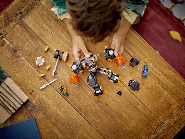 LEGO Ninjago Cole's Element Earth Mech (71806) (4)