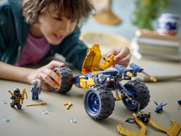 LEGO Ninjago Arin's Ninja Off-Road Buggy Car (71811) (3)
