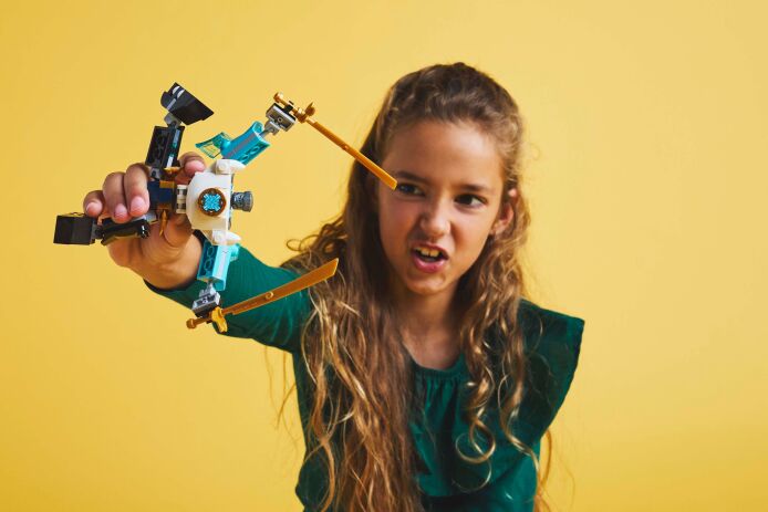 LEGO Ninjago Zane's Battle Suit Mech (71827) (7)